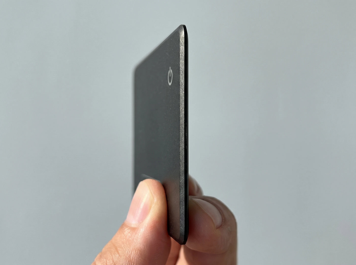Tagsley — Ultra-slim Find My tracking card